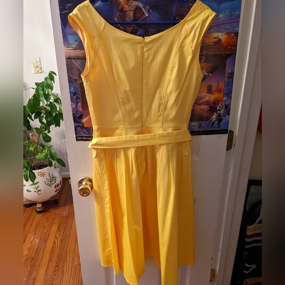 Dress - Picture 2 of 3